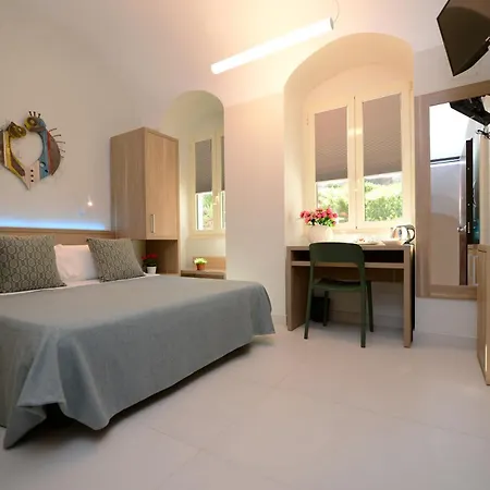 Dimora Del Cuore In Centro 4*